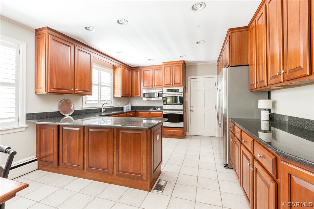 306 Westoe Road Henrico, VA 23229 - Photo 11 of 36 Gallery Image 11