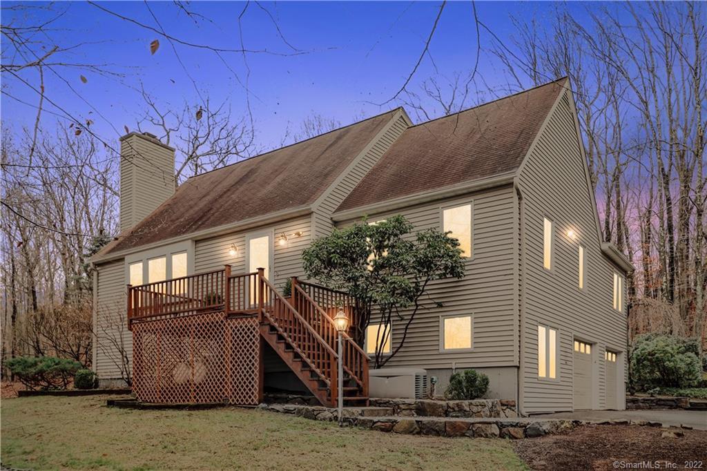 Welcome home to 85 Scodon Dr, Ridgefield, CT!