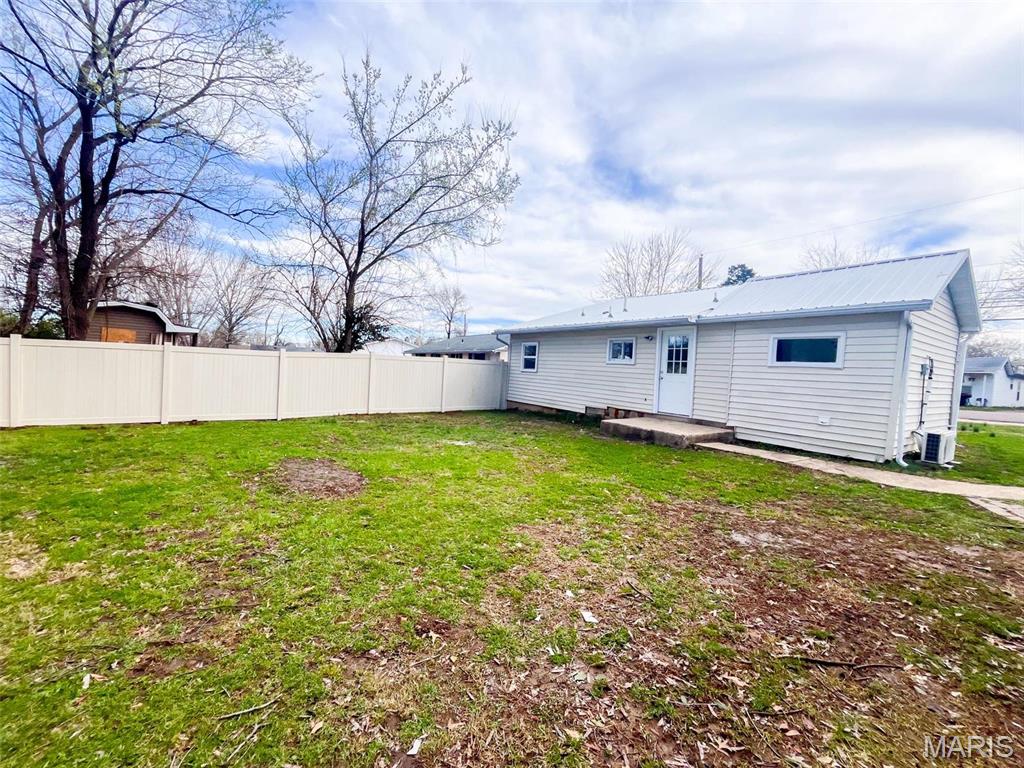 451 Fair Street Sullivan, MO 63080 - Photo 17 of 17