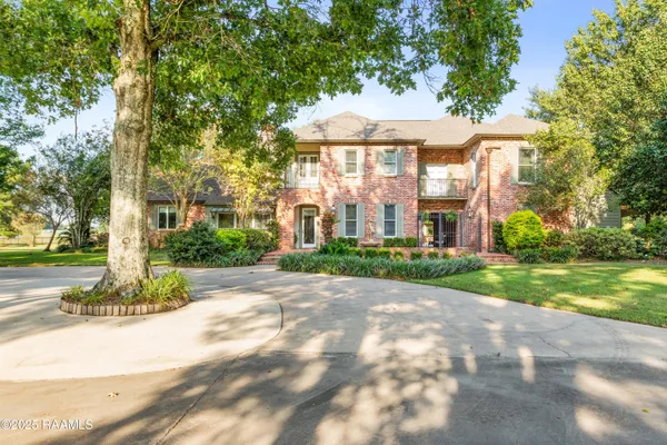 $875,000 | 14727 U.S. Highway 190, Opelousas, LA 70570