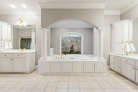 $875,000 | 14727 U.S. Highway 190, Opelousas, LA 70570