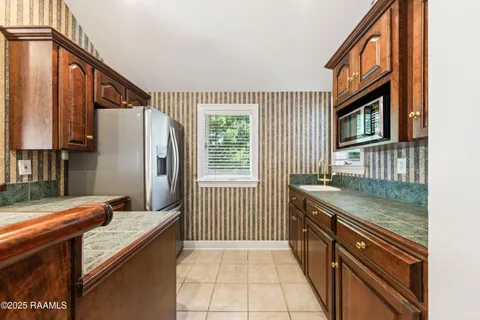 $875,000 | 14727 U.S. Highway 190, Opelousas, LA 70570