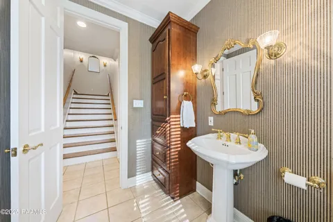 $875,000 | 14727 U.S. Highway 190, Opelousas, LA 70570