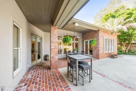 $875,000 | 14727 U.S. Highway 190, Opelousas, LA 70570