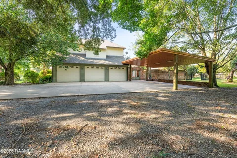 $875,000 | 14727 U.S. Highway 190, Opelousas, LA 70570