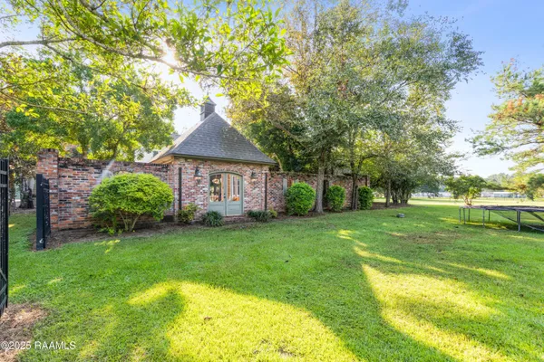 $875,000 | 14727 U.S. Highway 190, Opelousas, LA 70570