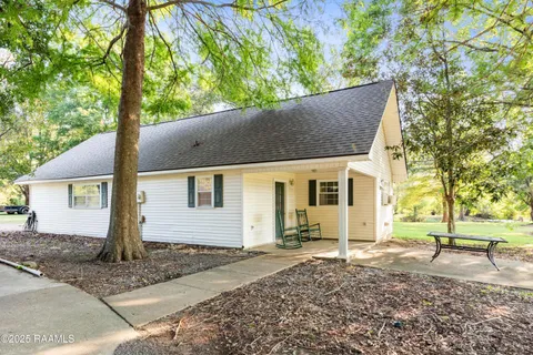 $875,000 | 14727 U.S. Highway 190, Opelousas, LA 70570