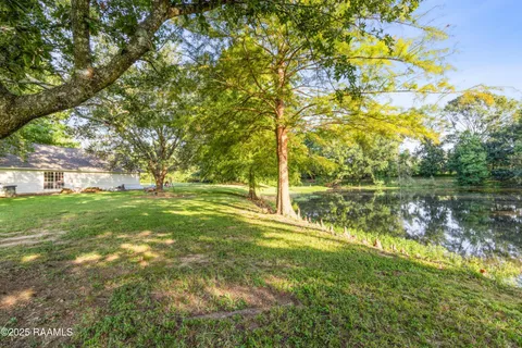 $875,000 | 14727 U.S. Highway 190, Opelousas, LA 70570