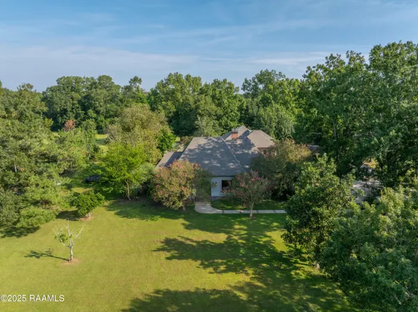 $875,000 | 14727 U.S. Highway 190, Opelousas, LA 70570
