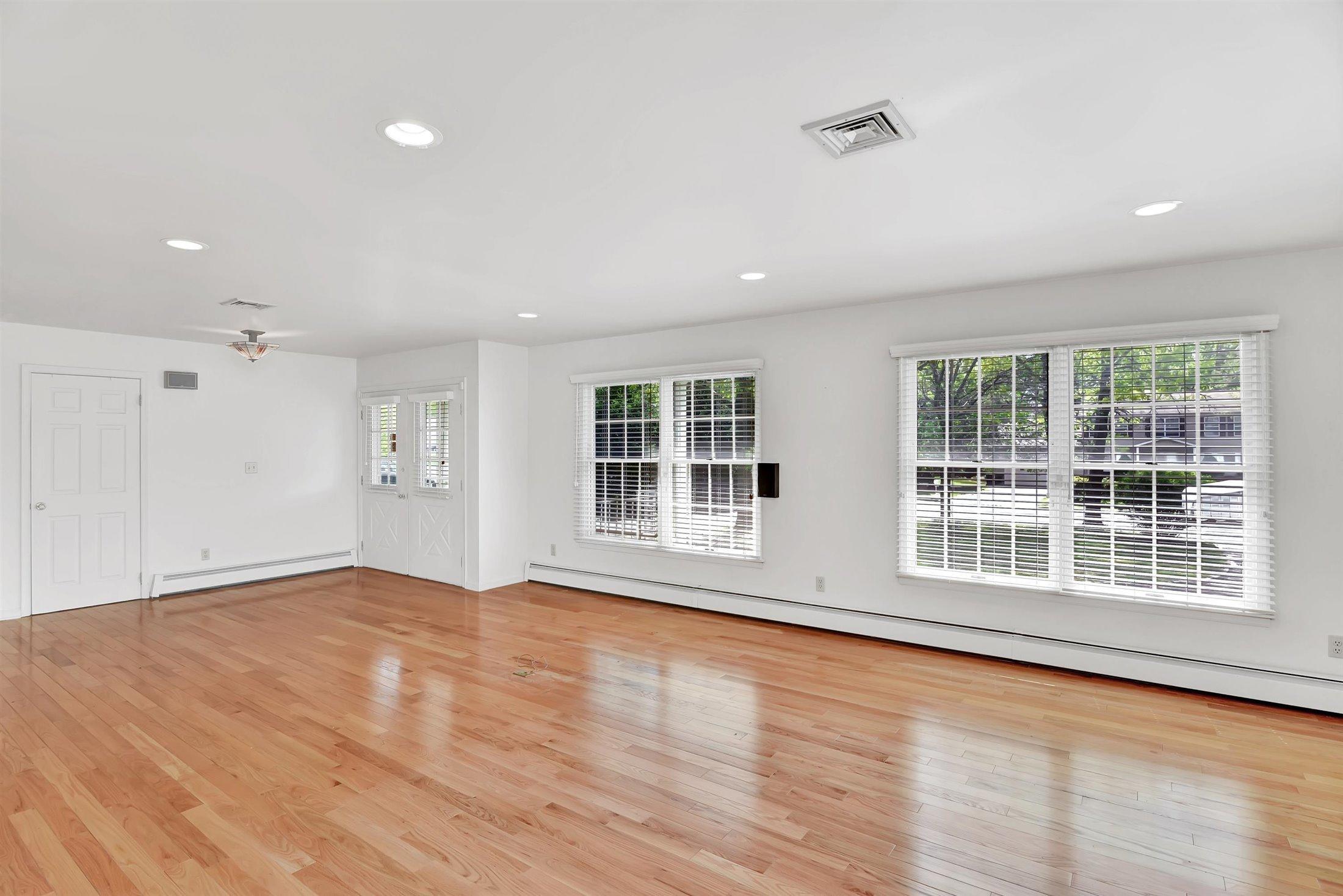 8 Julies Way Howell, NJ 07731 - Photo 8 of 29 08-Living Room