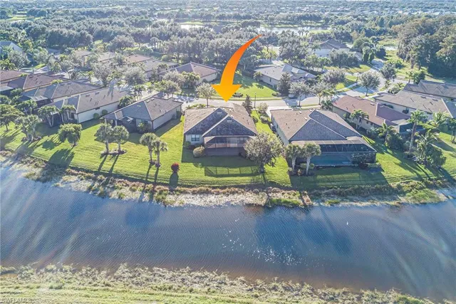 a view of an outdoor space