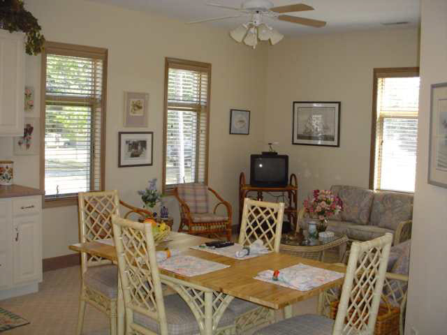 11427 North Ogden Point Road Syracuse, IN 46567 - Photo 23 of 25 Gallery Image 23