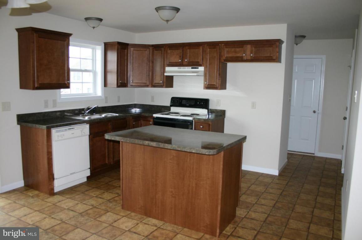 5435 Board Road, Unit 30 Mount Wolf, PA 17347 - Photo 3 of 6 Gallery Image 3