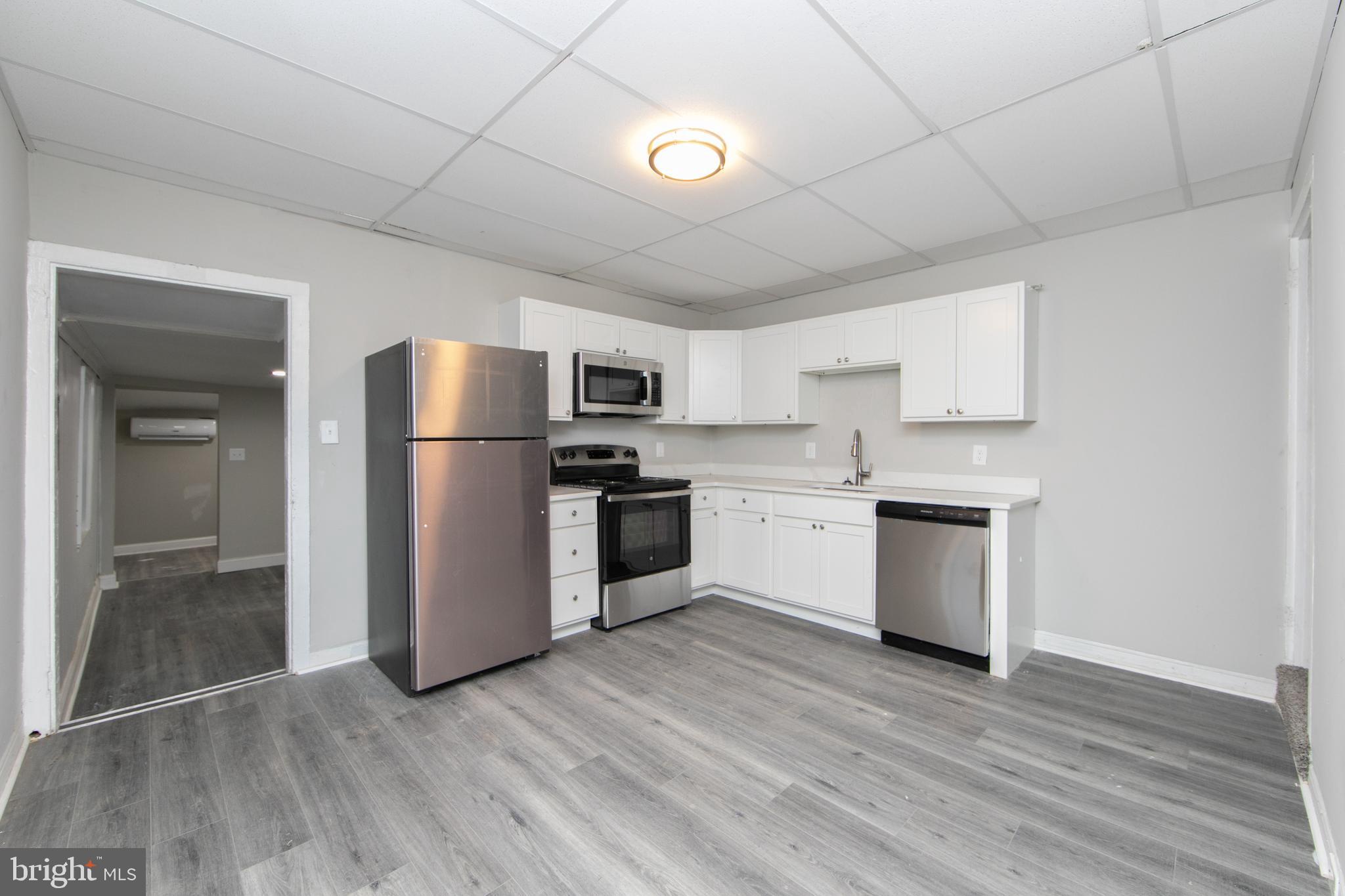 145 Carpenter Street Salem, NJ 08079 - Photo 2 of 18