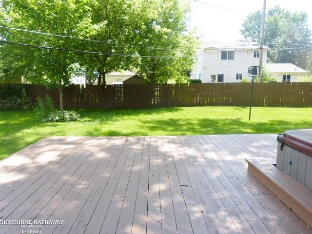 2887 Copperstone Rochester, MI 48309 - Photo 17 of 17 31351562-16.JPG