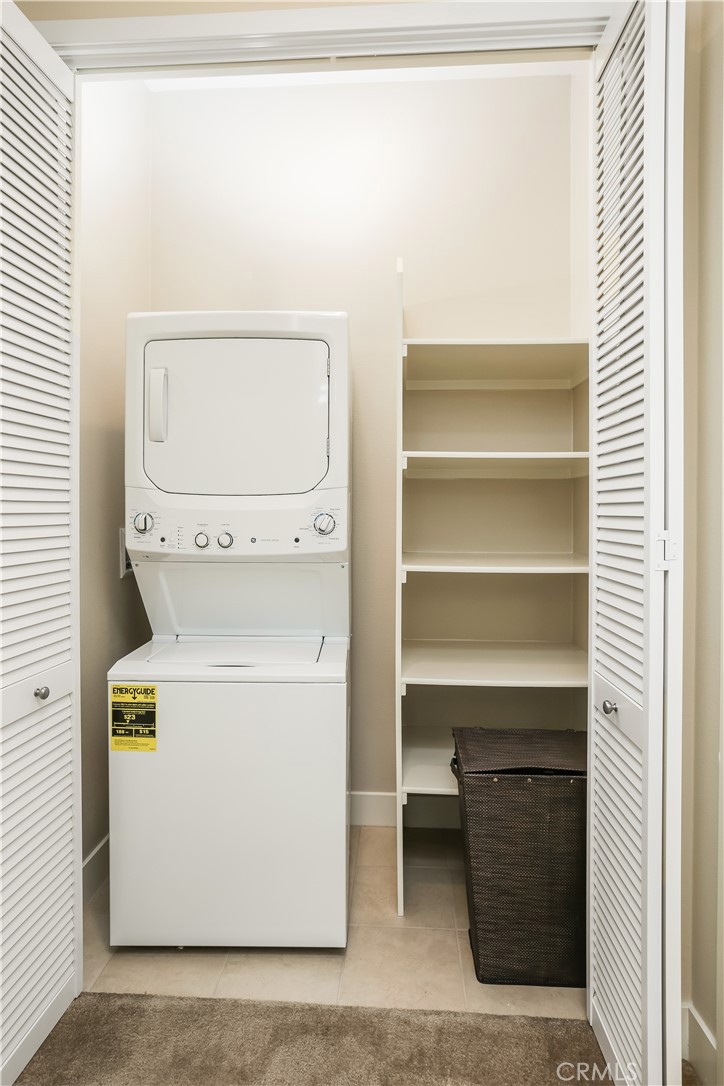 117 Swift Irvine, CA 92618 - Photo 30 of 62 a utility room with dryer and washer