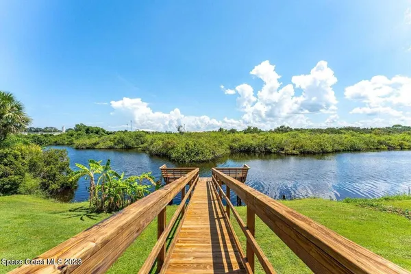 $3,200 | 2240 Enjoya Lane, Melbourne, FL 32901