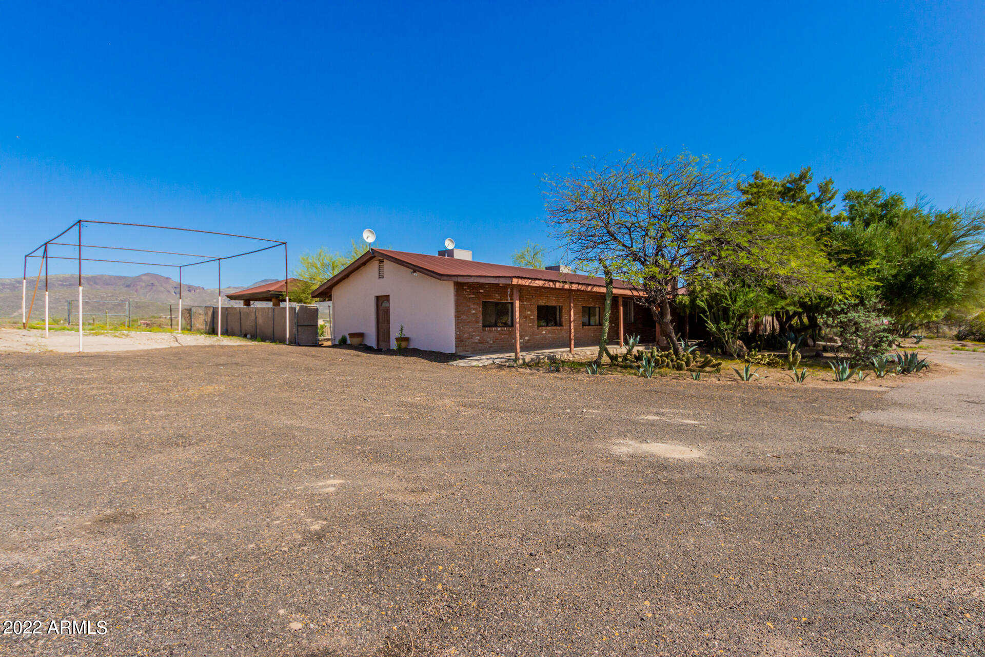 5632 East Yucca Road Cave Creek, AZ 85331 - Photo 1 of 49 1