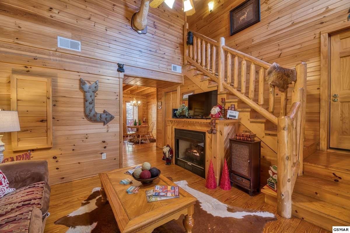 3126 Smoky Ridge Way, Unit BULL Sevierville, TN 37862 - Photo 4 of 14 Gallery Image 4