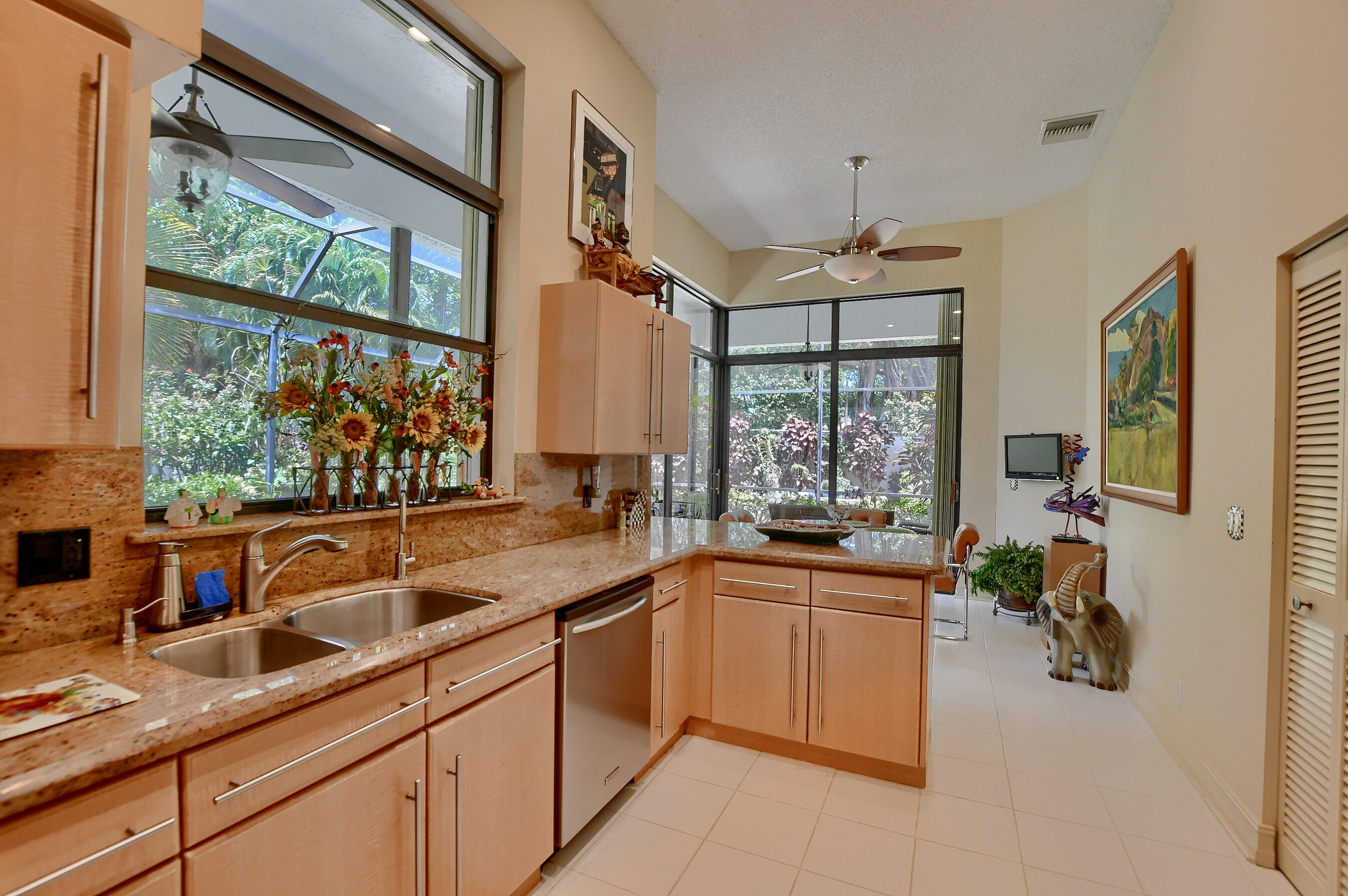 2473 Northwest 64th Street Boca Raton, FL 33496 - Photo 13 of 39 14_ebf_4200-hdr(5)