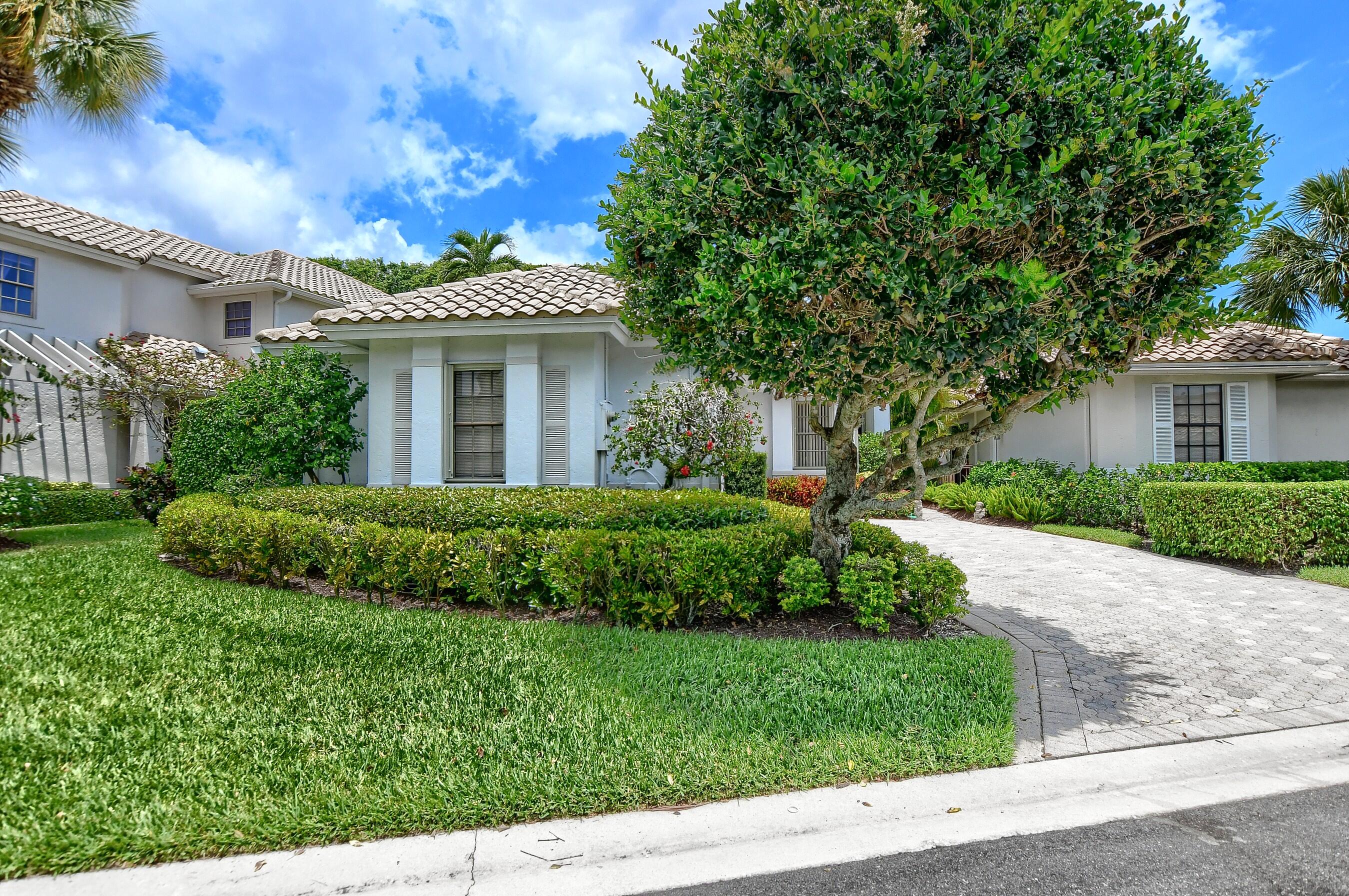 2473 Northwest 64th Street Boca Raton, FL 33496 - Photo 2 of 39 02_ebf_4140-hdr(5)