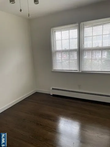 $1,995 | 712 Cedar Lane, Unit 4, Teaneck, NJ 07666