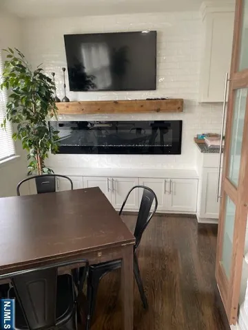 $1,995 | 712 Cedar Lane, Unit 4, Teaneck, NJ 07666