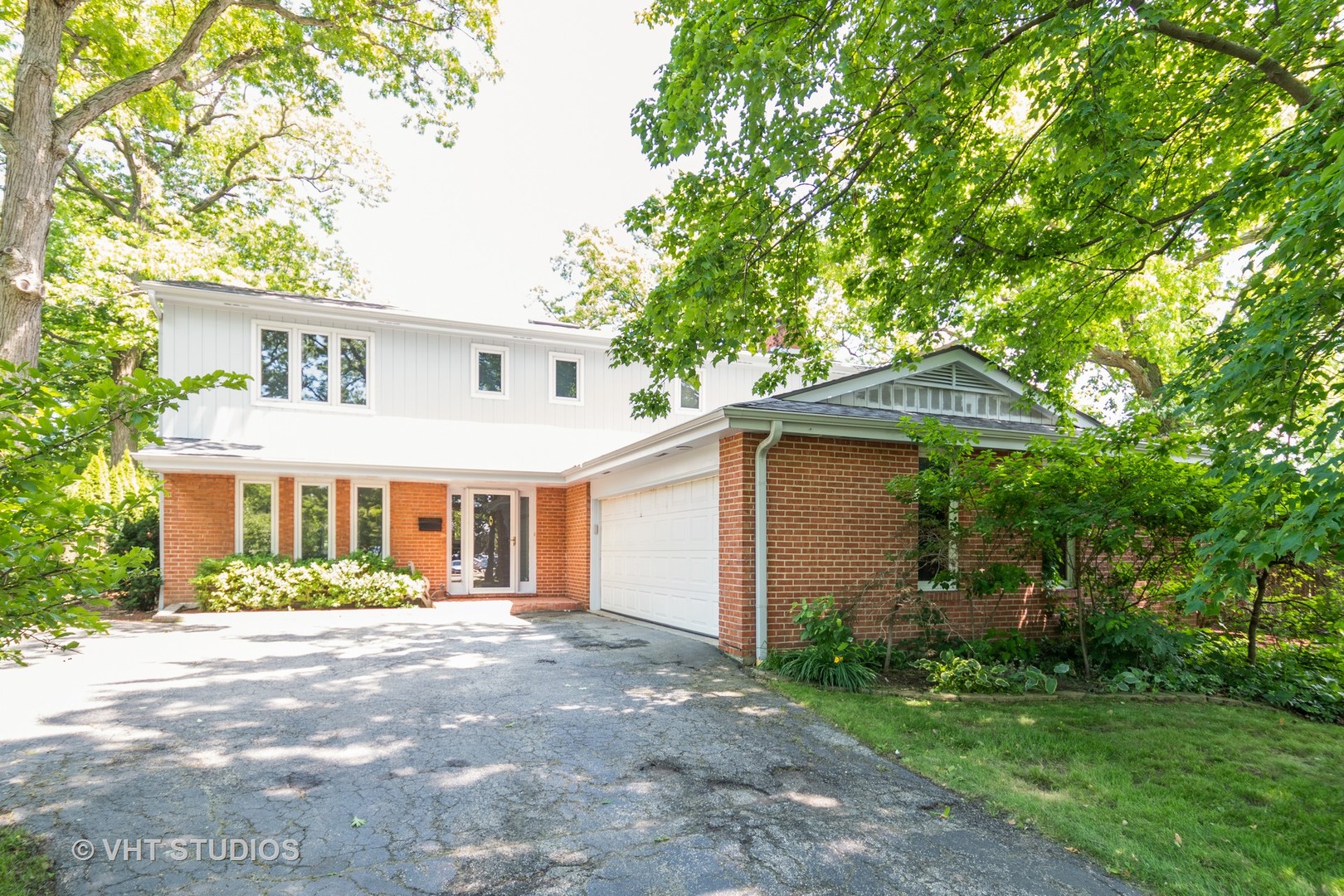 33 Pierce Road Highland Park, IL 60035 - Photo 1 of 15