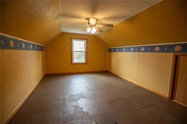 $129,000 | 313 North College Street, Princeton, MO 64673