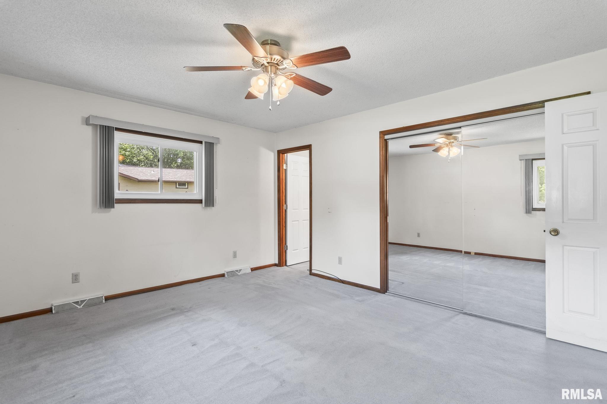 16 Roosevelt Road Springfield, IL 62703 - Photo 15 of 32