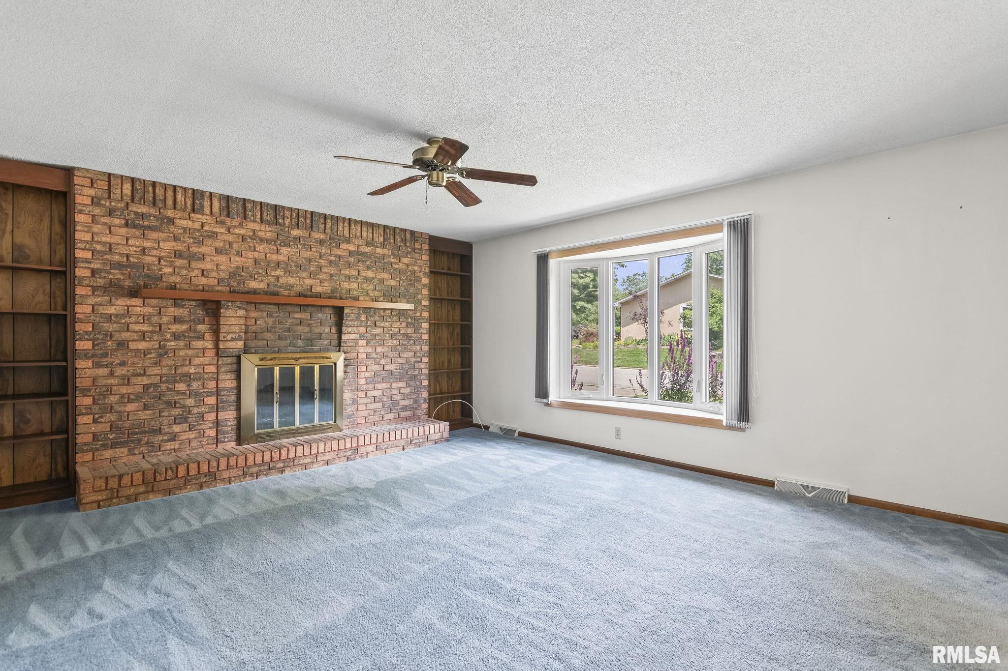 16 Roosevelt Road Springfield, IL 62703 - Photo 4 of 32