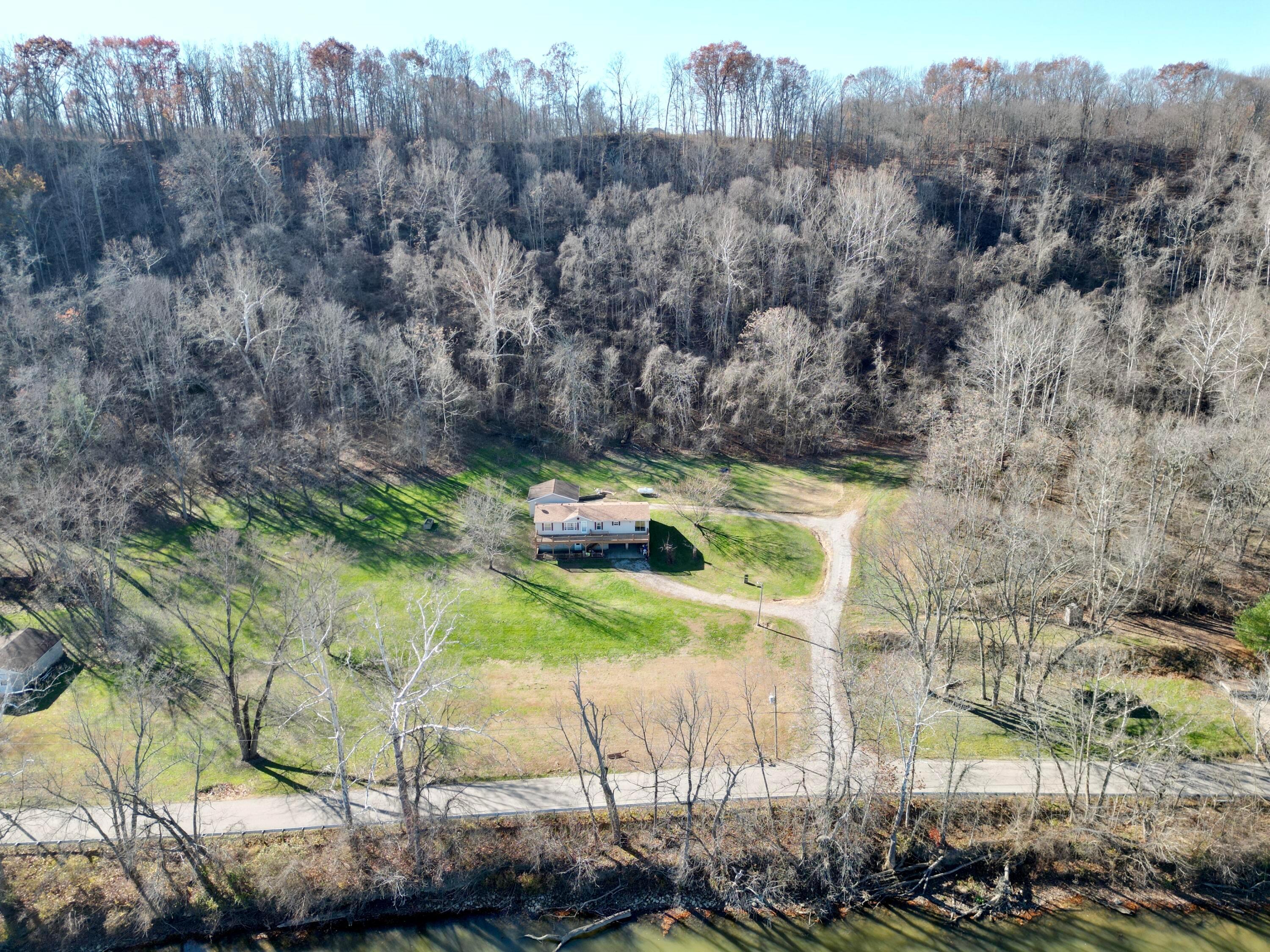 10115 Old River Road Blue Rock, OH 43720 - Photo 4 of 54 dji_fly_20251117_125856_652_176356416383