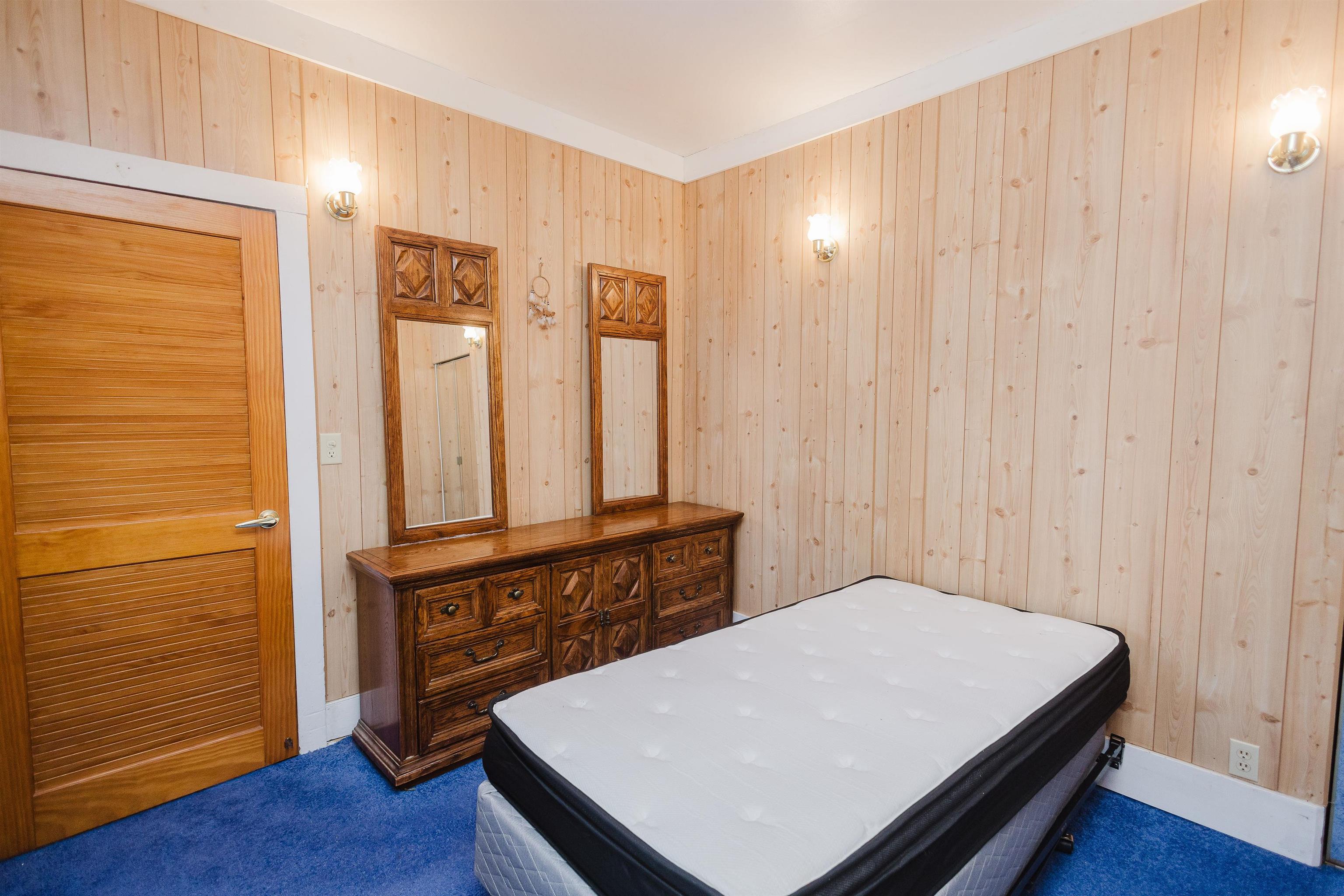 611 South Wisconsin Street Mineral Point, WI 53565 - Photo 15 of 21