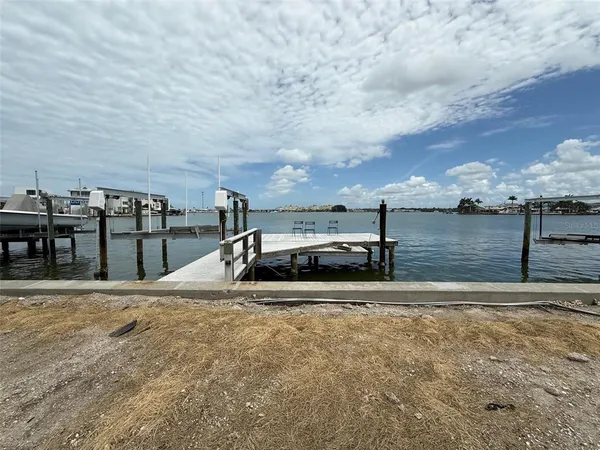 $720,000 | 14217 East Parsley Drive, Madeira Beach, FL 33708