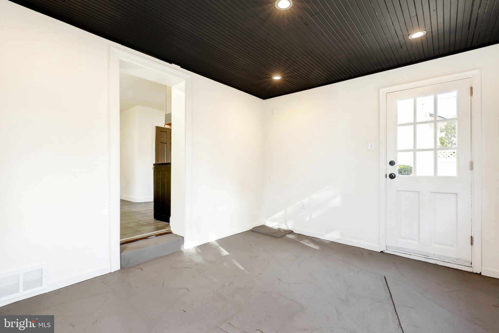 1529 Brierwood Road Havertown, PA 19083 - Photo 17 of 44