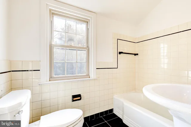 $559,900 | 1529 Brierwood Road, Havertown, PA 19083