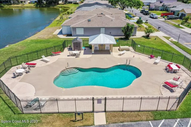 $405,000 | 1531 Vista Lake Circle, Melbourne, FL 32904