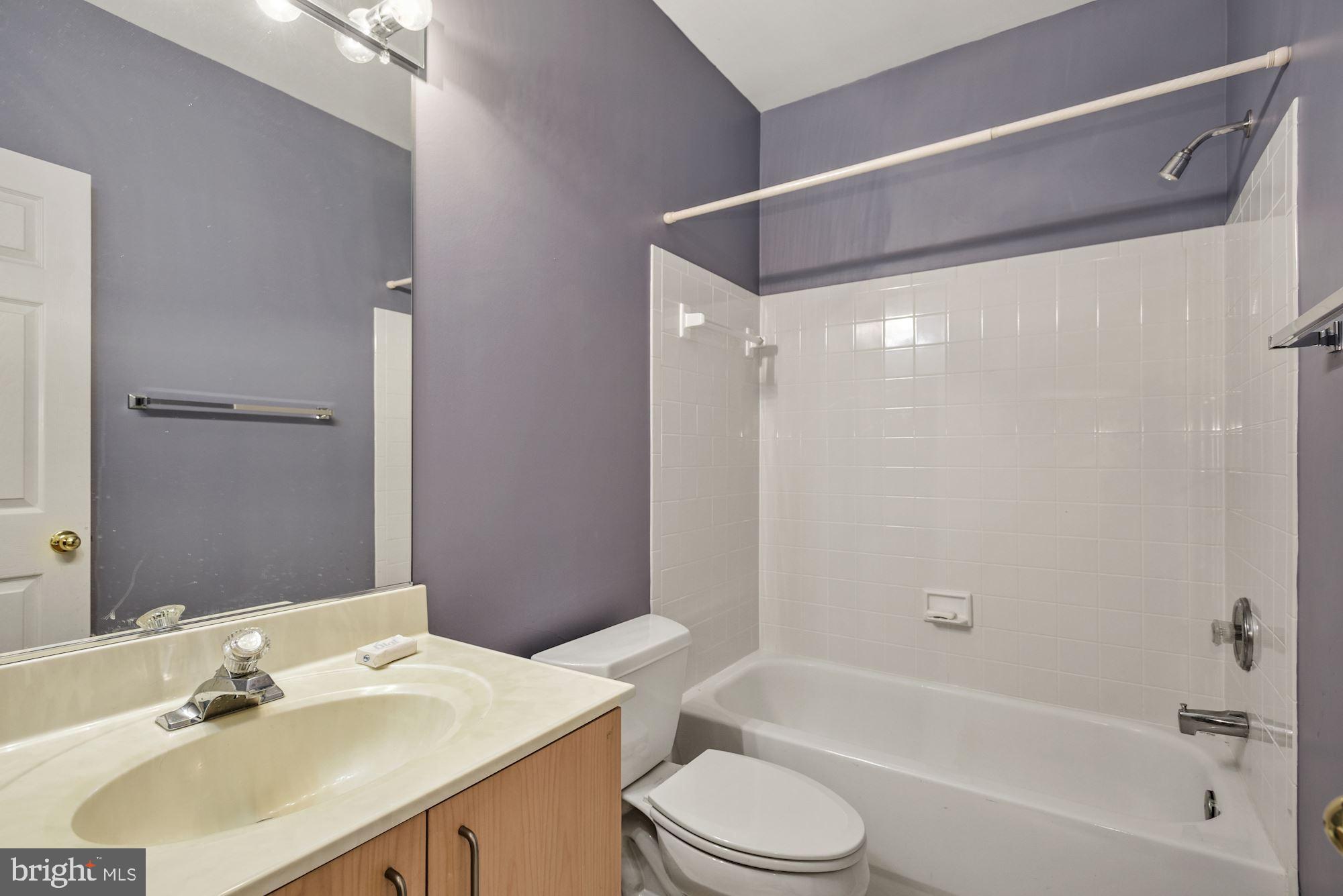 2005 Beacon Place Reston, VA 20191 - Photo 41 of 46 Lower Level full bath
