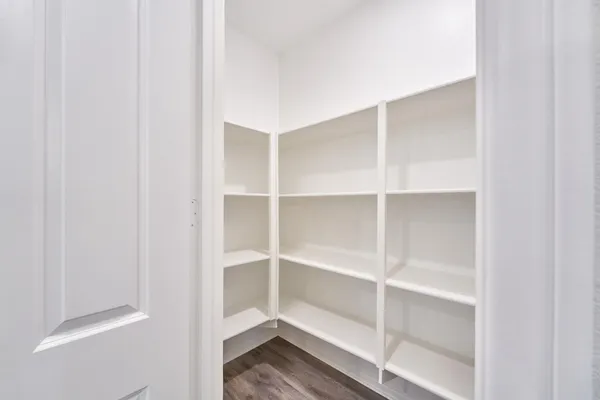 $1,160,000 | 729 Daniel Freeman Circle, Inglewood, CA 90301