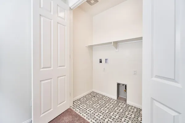 $1,160,000 | 729 Daniel Freeman Circle, Inglewood, CA 90301
