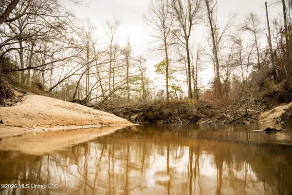$750,000 | 8 County Road, Laurel, MS 39443