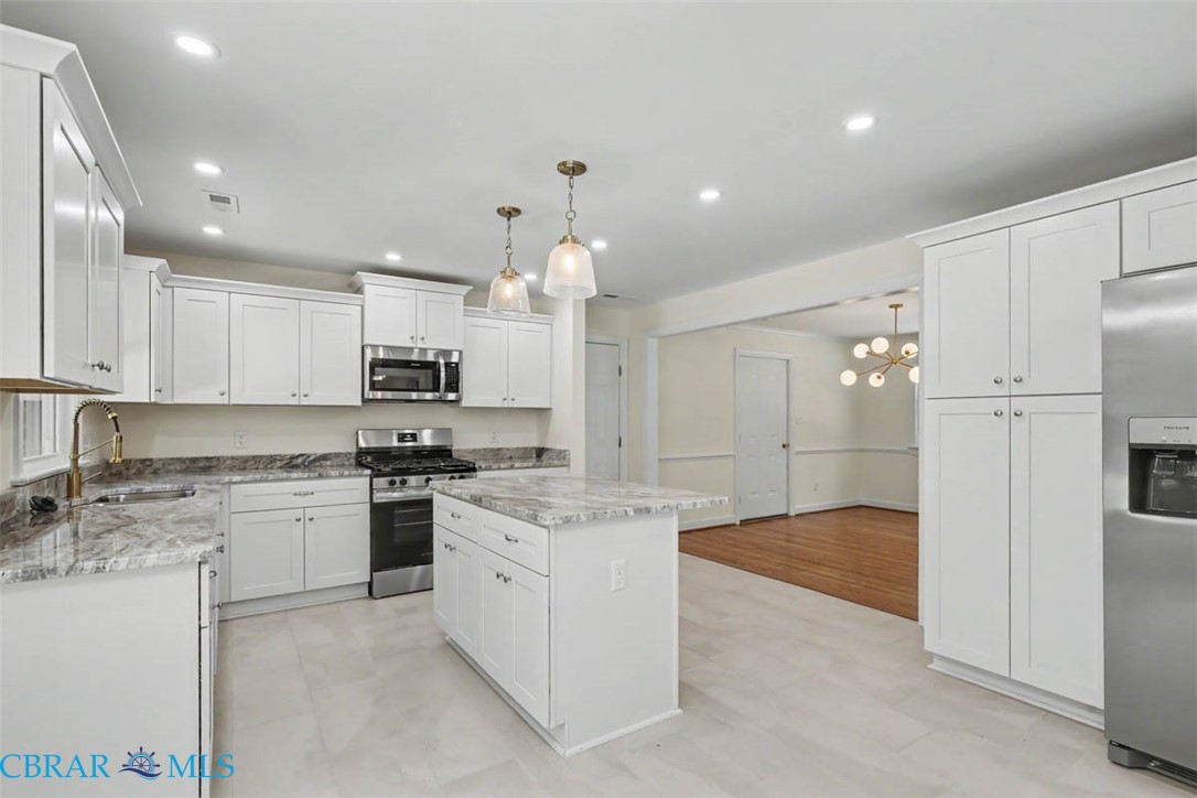 110 Artillery Road Yorktown, VA 23692 - Photo 15 of 39