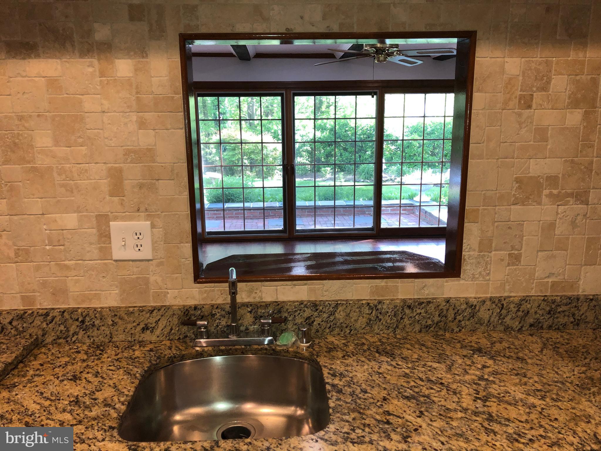 9203 Lawnview Lane Laurel, MD 20708 - Photo 12 of 81 Gallery Image 12