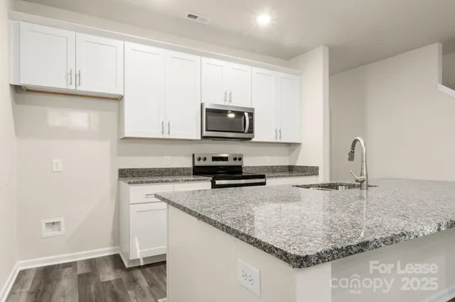 $1,895 | 990 Shearers Road, Unit B, Mooresville, NC 28115