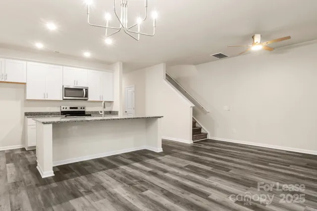 $1,895 | 990 Shearers Road, Unit B, Mooresville, NC 28115