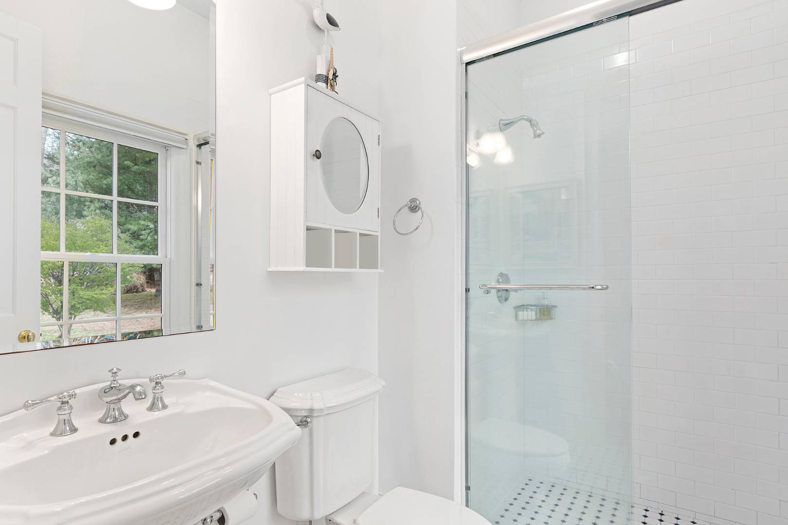33 Cedar Trail East Hampton, NY 11937 - Photo 22 of 30 a bathroom with a sink a toilet and shower
