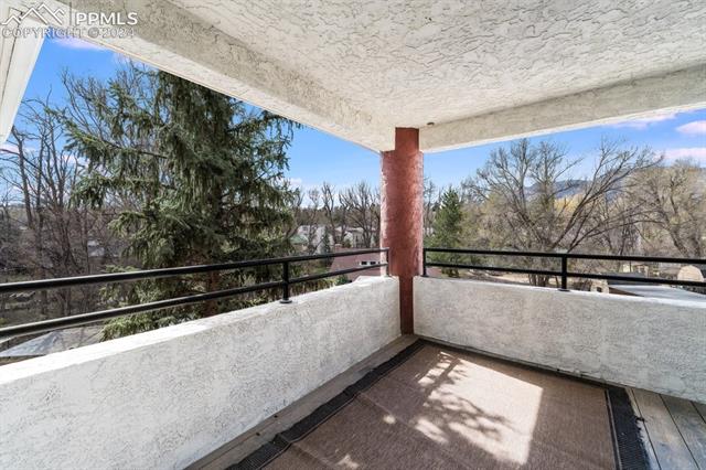 175 West Cheyenne Road, Unit 304 Colorado Springs, CO 80906 - Photo 4 of 50