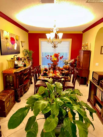 a very nice looking room with many windows