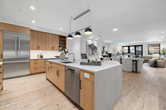 $4,500,000 | 38460 Hwy 6 Avon Co 81620, Unit 223, Avon, CO 81620