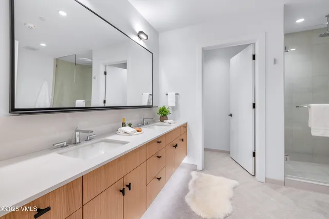 $4,500,000 | 38460 Hwy 6 Avon Co 81620, Unit 223, Avon, CO 81620